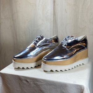 Stella McCartney Elyse silver platform 38 7